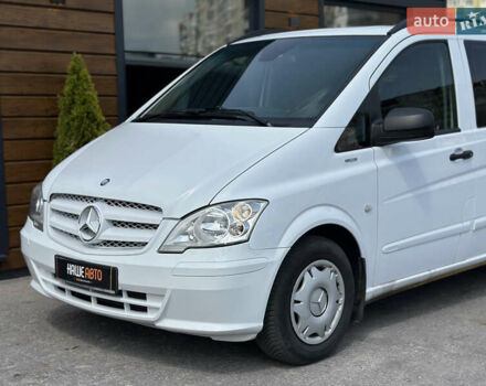 Белый Мерседес Вито, объемом двигателя 2.14 л и пробегом 331 тыс. км за 13600 $, фото 2 на Automoto.ua