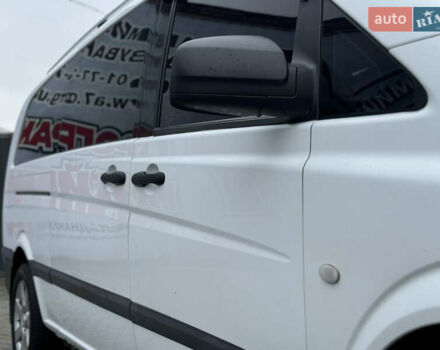 Белый Мерседес Вито, объемом двигателя 2.14 л и пробегом 292 тыс. км за 11750 $, фото 23 на Automoto.ua
