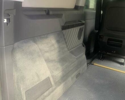 Белый Мерседес Вито, объемом двигателя 2.14 л и пробегом 430 тыс. км за 12000 $, фото 2 на Automoto.ua