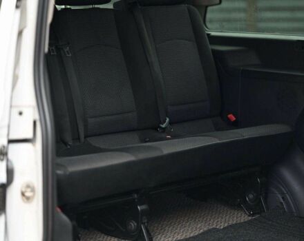 Мерседес Вито 2011 в Кременчуге на Automoto.ua Белый Мерседес Вито, объемом двигателя 2.2 л и пробегом 203 тыс. км за 8950 $, фото 22 на Automoto.ua