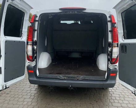 Белый Мерседес Вито, объемом двигателя 2.14 л и пробегом 211 тыс. км за 12500 $, фото 15 на Automoto.ua