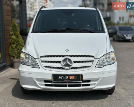 Белый Мерседес Вито, объемом двигателя 2.14 л и пробегом 331 тыс. км за 13600 $, фото 4 на Automoto.ua