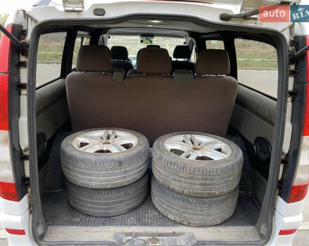 Белый Мерседес Вито, объемом двигателя 2.14 л и пробегом 223 тыс. км за 11300 $, фото 12 на Automoto.ua