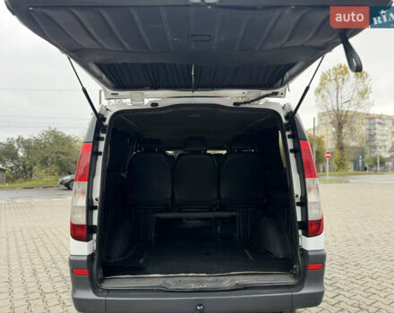 Белый Мерседес Вито, объемом двигателя 2.14 л и пробегом 292 тыс. км за 11750 $, фото 53 на Automoto.ua