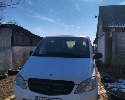 Белый Мерседес Вито, объемом двигателя 2.2 л и пробегом 294 тыс. км за 10500 $, фото 4 на Automoto.ua