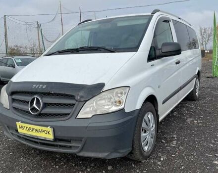 Белый Мерседес Вито, объемом двигателя 2.14 л и пробегом 505 тыс. км за 12490 $, фото 2 на Automoto.ua