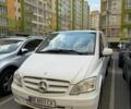 Белый Мерседес Вито, объемом двигателя 2.2 л и пробегом 230 тыс. км за 9500 $, фото 1 на Automoto.ua