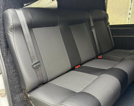 Мерседес Вито 2012 в Тячеве на Automoto.ua Белый Мерседес Вито, объемом двигателя 2.14 л и пробегом 172 тыс. км за 12500 $, фото 8 на Automoto.ua