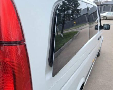 Білий Мерседес Віто, об'ємом двигуна 2.14 л та пробігом 201 тис. км за 18200 $, фото 27 на Automoto.ua