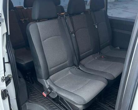 Білий Мерседес Віто, об'ємом двигуна 2.14 л та пробігом 201 тис. км за 18200 $, фото 24 на Automoto.ua