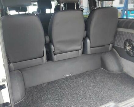 Белый Мерседес Вито, объемом двигателя 2.14 л и пробегом 274 тыс. км за 13000 $, фото 16 на Automoto.ua