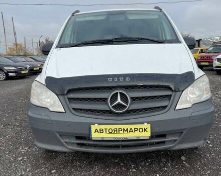 Белый Мерседес Вито, объемом двигателя 2.14 л и пробегом 505 тыс. км за 12490 $, фото 1 на Automoto.ua