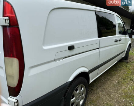 Мерседес Вито 2012 в Тячеве на Automoto.ua Белый Мерседес Вито, объемом двигателя 2.14 л и пробегом 172 тыс. км за 12500 $, фото 3 на Automoto.ua