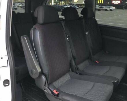 Белый Мерседес Вито, объемом двигателя 2.14 л и пробегом 290 тыс. км за 15200 $, фото 8 на Automoto.ua