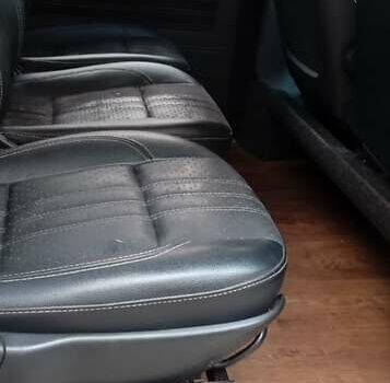 Мерседес Вито 2012 в Одессе на Automoto.ua Белый Мерседес Вито, объемом двигателя 2.14 л и пробегом 220 тыс. км за 12500 $, фото 5 на Automoto.ua