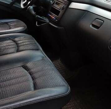 Мерседес Вито 2012 в Одессе на Automoto.ua Белый Мерседес Вито, объемом двигателя 2.14 л и пробегом 220 тыс. км за 12500 $, фото 6 на Automoto.ua