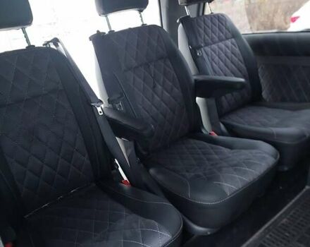 Белый Мерседес Вито, объемом двигателя 2.14 л и пробегом 274 тыс. км за 13000 $, фото 18 на Automoto.ua