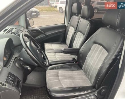 Белый Мерседес Вито, объемом двигателя 2.14 л и пробегом 353 тыс. км за 13700 $, фото 11 на Automoto.ua