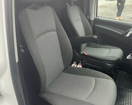 Белый Мерседес Вито, объемом двигателя 2.14 л и пробегом 305 тыс. км за 12700 $, фото 10 на Automoto.ua