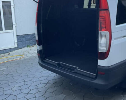 Белый Мерседес Вито, объемом двигателя 2.14 л и пробегом 310 тыс. км за 12500 $, фото 12 на Automoto.ua