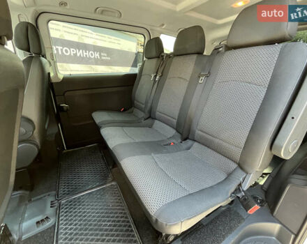 Белый Мерседес Вито, объемом двигателя 2.2 л и пробегом 267 тыс. км за 14200 $, фото 18 на Automoto.ua