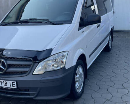 Белый Мерседес Вито, объемом двигателя 2.14 л и пробегом 310 тыс. км за 12500 $, фото 4 на Automoto.ua