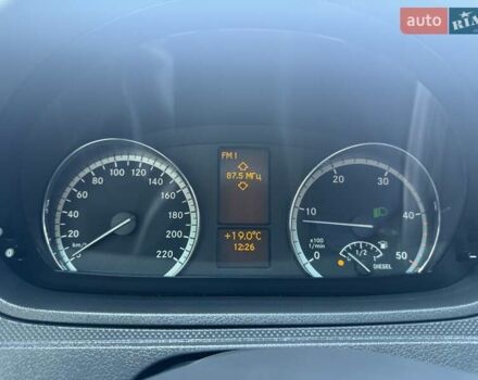 Мерседес Вито 2013 в Виноградове на Automoto.ua Белый Мерседес Вито, объемом двигателя 2.14 л и пробегом 296 тыс. км за 10700 $, фото 48 на Automoto.ua