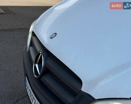 Білий Мерседес Віто, об'ємом двигуна 2.2 л та пробігом 449 тис. км за 10999 $, фото 14 на Automoto.ua