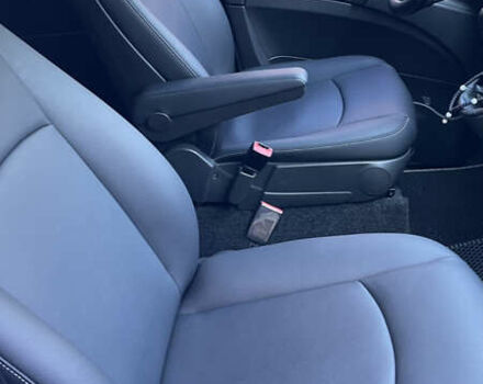 Белый Мерседес Вито, объемом двигателя 2.14 л и пробегом 310 тыс. км за 12500 $, фото 20 на Automoto.ua