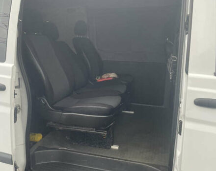 Белый Мерседес Вито, объемом двигателя 2.14 л и пробегом 305 тыс. км за 12700 $, фото 15 на Automoto.ua