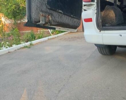 Білий Мерседес Віто, об'ємом двигуна 2.14 л та пробігом 360 тис. км за 11000 $, фото 12 на Automoto.ua