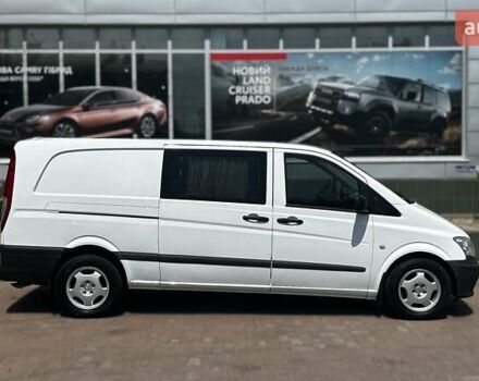 Белый Мерседес Вито, объемом двигателя 2.14 л и пробегом 551 тыс. км за 13662 $, фото 3 на Automoto.ua