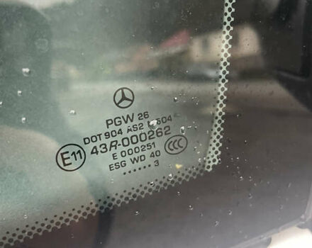 Белый Мерседес Вито, объемом двигателя 2.14 л и пробегом 305 тыс. км за 12700 $, фото 23 на Automoto.ua