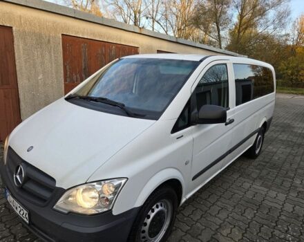 Белый Мерседес Вито, объемом двигателя 2.2 л и пробегом 285 тыс. км за 2800 $, фото 2 на Automoto.ua