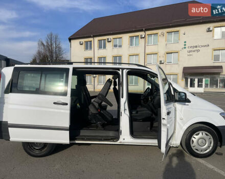 Білий Мерседес Віто, об'ємом двигуна 2.14 л та пробігом 192 тис. км за 18499 $, фото 17 на Automoto.ua