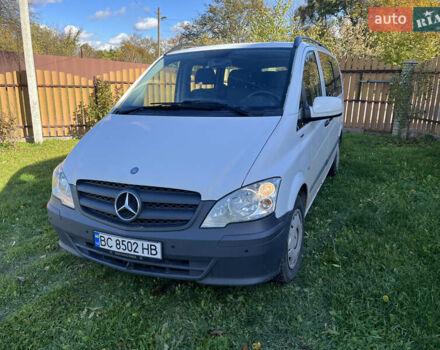 Белый Мерседес Вито, объемом двигателя 2.14 л и пробегом 195 тыс. км за 15999 $, фото 4 на Automoto.ua