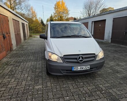Белый Мерседес Вито, объемом двигателя 3 л и пробегом 348 тыс. км за 2450 $, фото 2 на Automoto.ua