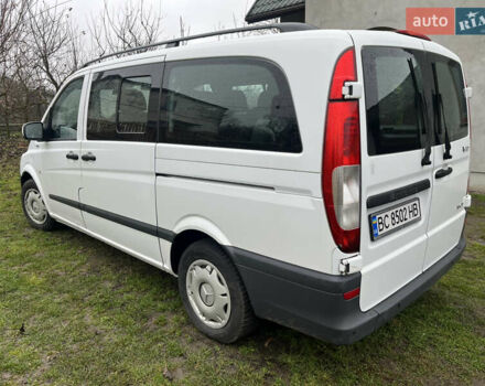 Білий Мерседес Віто, об'ємом двигуна 2.14 л та пробігом 195 тис. км за 14999 $, фото 2 на Automoto.ua