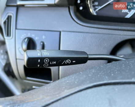 Белый Мерседес Вито, объемом двигателя 2.14 л и пробегом 195 тыс. км за 15999 $, фото 29 на Automoto.ua