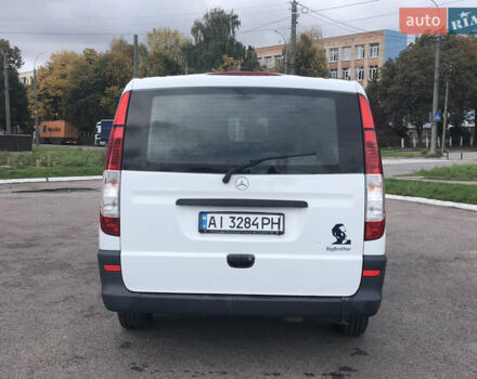 Білий Мерседес Віто, об'ємом двигуна 2.15 л та пробігом 356 тис. км за 12700 $, фото 4 на Automoto.ua