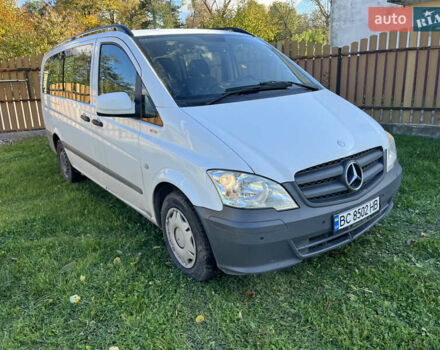 Белый Мерседес Вито, объемом двигателя 2.14 л и пробегом 195 тыс. км за 15999 $, фото 5 на Automoto.ua