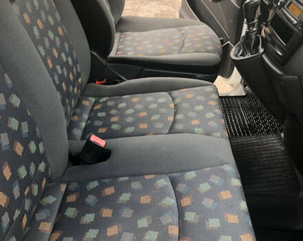 Білий Мерседес Віто, об'ємом двигуна 2.15 л та пробігом 356 тис. км за 12700 $, фото 15 на Automoto.ua