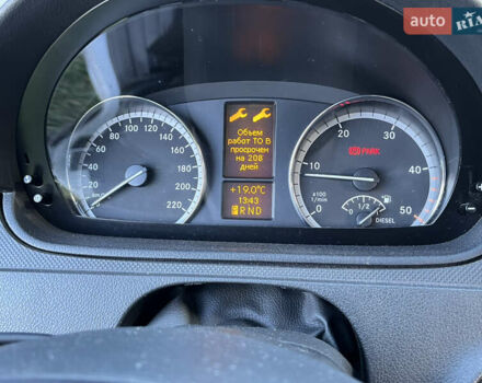 Белый Мерседес Вито, объемом двигателя 2.14 л и пробегом 195 тыс. км за 15999 $, фото 42 на Automoto.ua