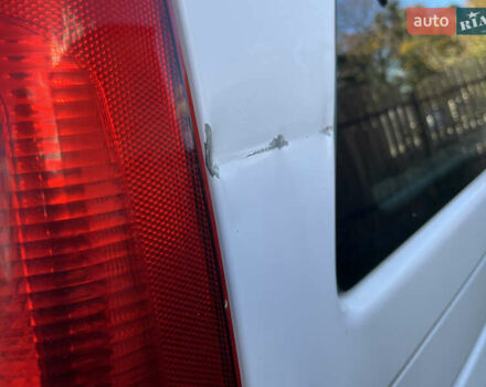 Белый Мерседес Вито, объемом двигателя 2.14 л и пробегом 195 тыс. км за 15999 $, фото 16 на Automoto.ua
