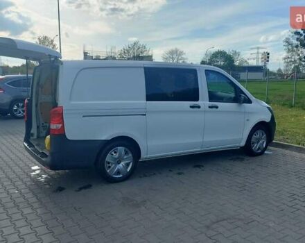 Белый Мерседес Вито, объемом двигателя 2.14 л и пробегом 265 тыс. км за 16500 $, фото 8 на Automoto.ua