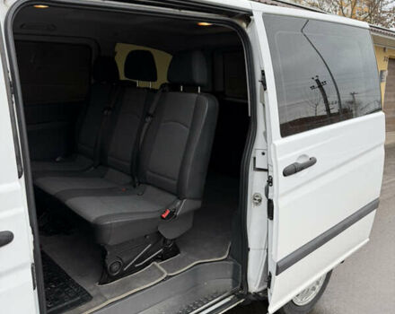Белый Мерседес Вито, объемом двигателя 2.14 л и пробегом 390 тыс. км за 15500 $, фото 15 на Automoto.ua