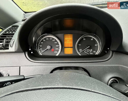 Білий Мерседес Віто, об'ємом двигуна 2.14 л та пробігом 195 тис. км за 14999 $, фото 40 на Automoto.ua