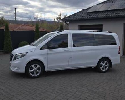 Белый Мерседес Вито, объемом двигателя 2.14 л и пробегом 254 тыс. км за 22204 $, фото 6 на Automoto.ua