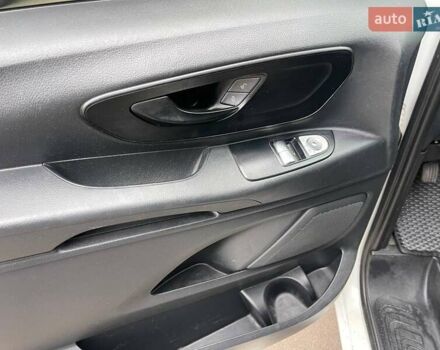 Белый Мерседес Вито, объемом двигателя 1.6 л и пробегом 244 тыс. км за 14490 $, фото 10 на Automoto.ua