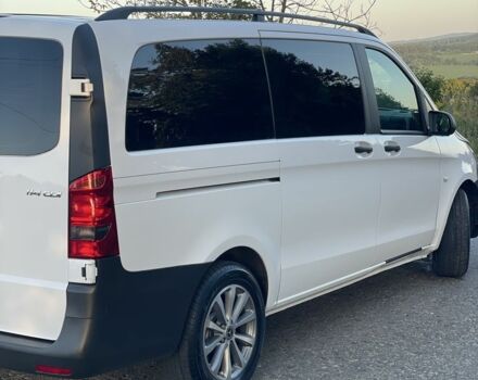 Білий Мерседес Віто, об'ємом двигуна 2.1 л та пробігом 230 тис. км за 18000 $, фото 4 на Automoto.ua